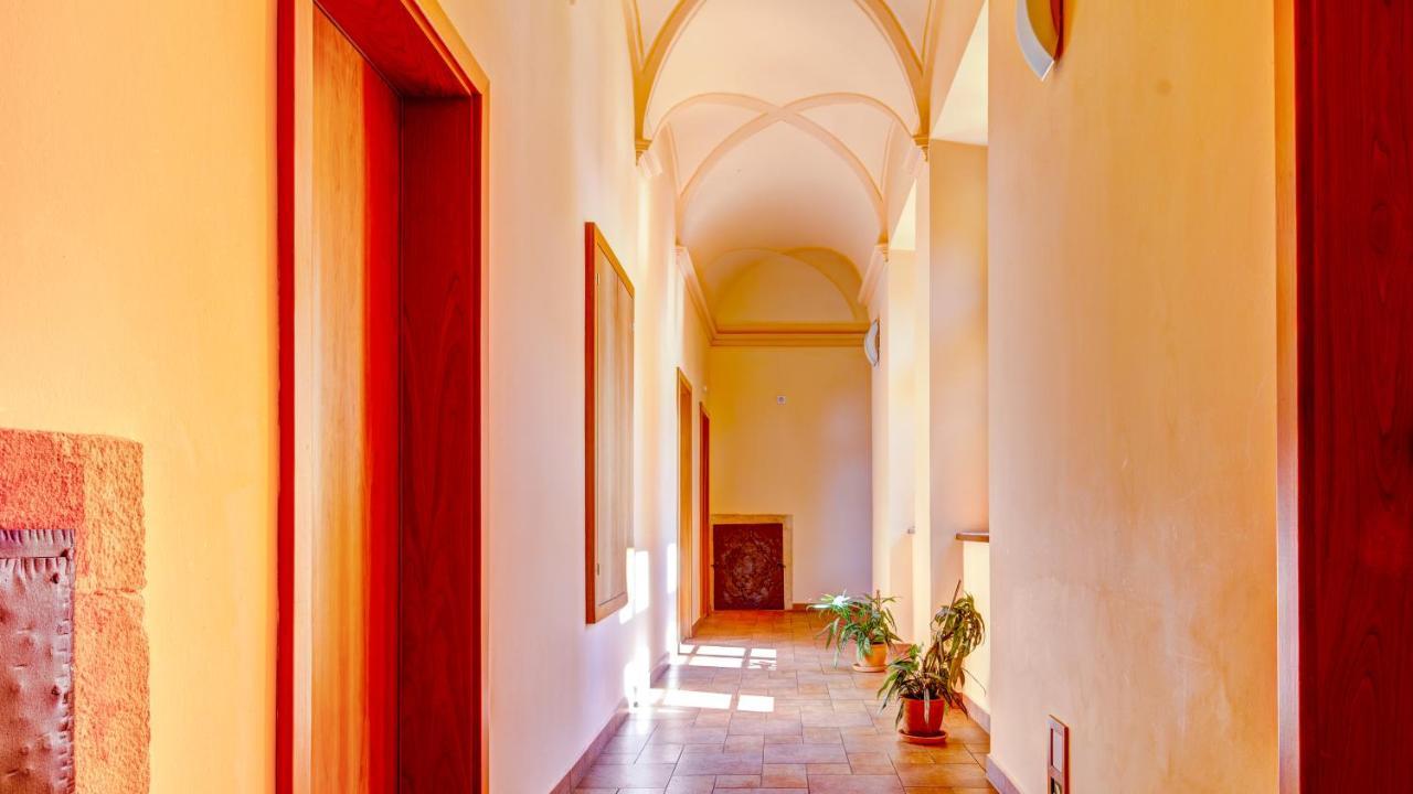 Boromeum Residence Hradec Králové Eksteriør billede