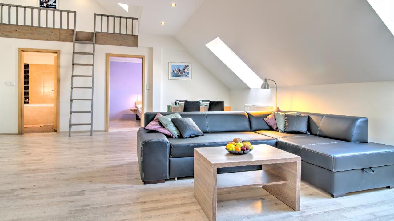 Boromeum Residence Hradec Králové Eksteriør billede
